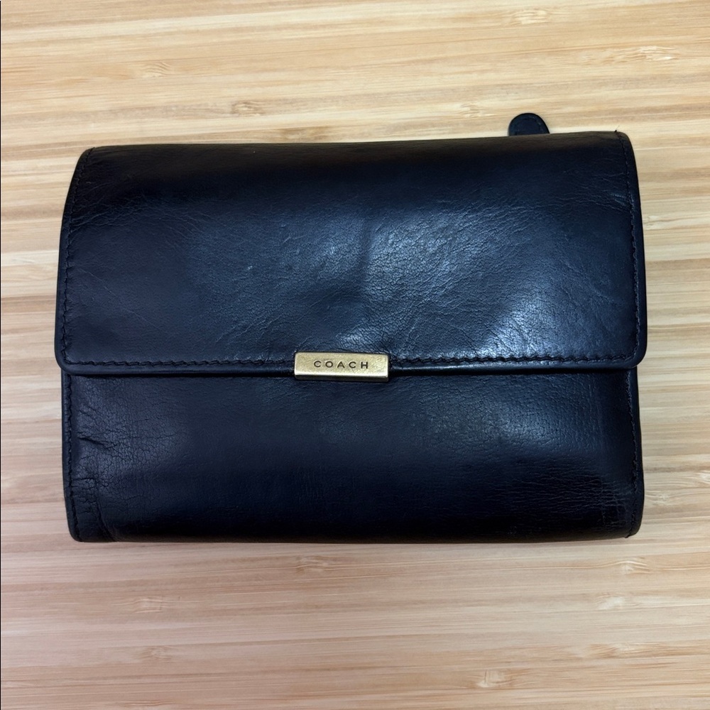 VINTAGE Coach Trifold Wallet Black Leather Card Holder
